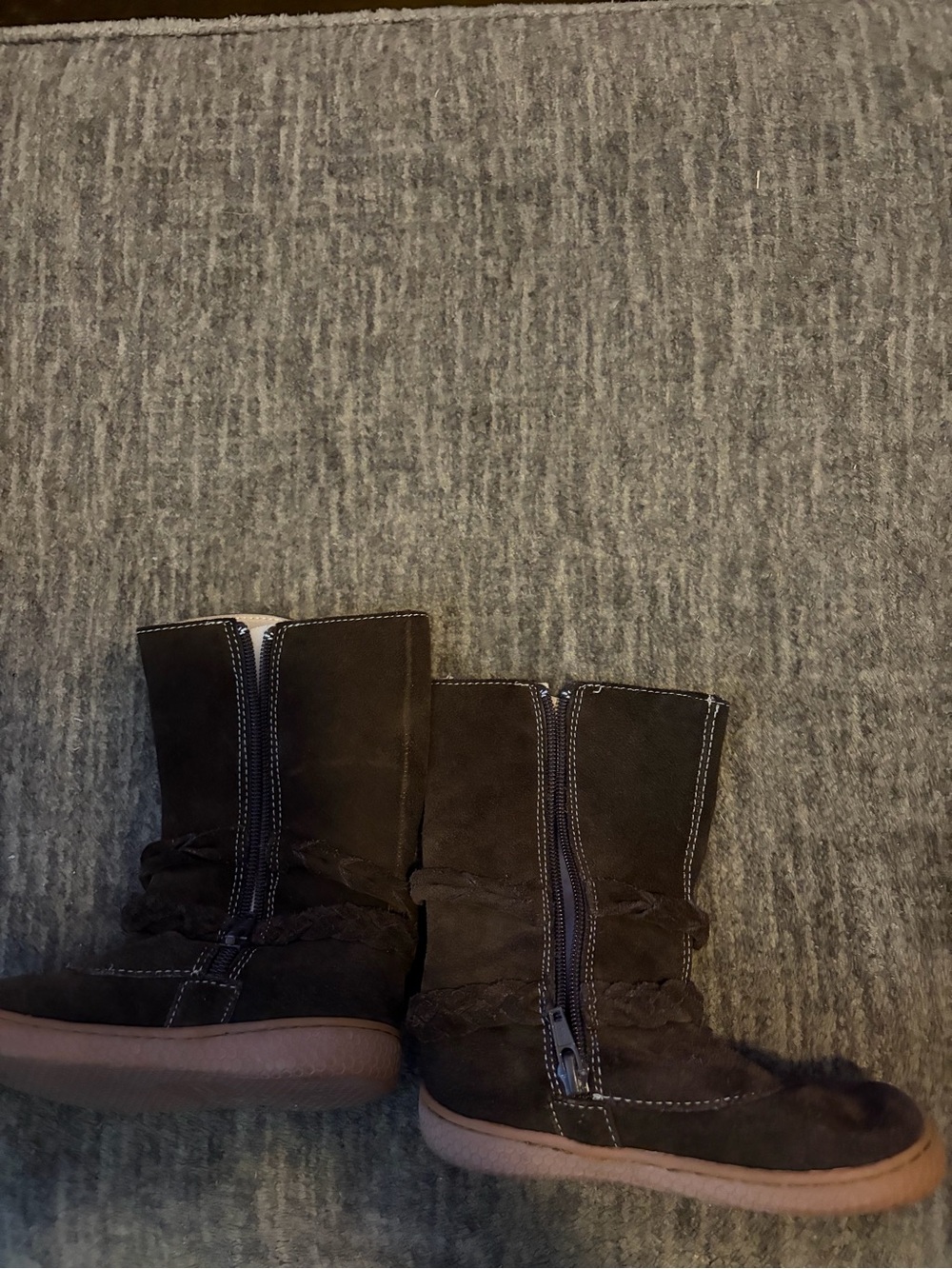Kids Brown Suede Zip-Front Winter Boots size kids 9